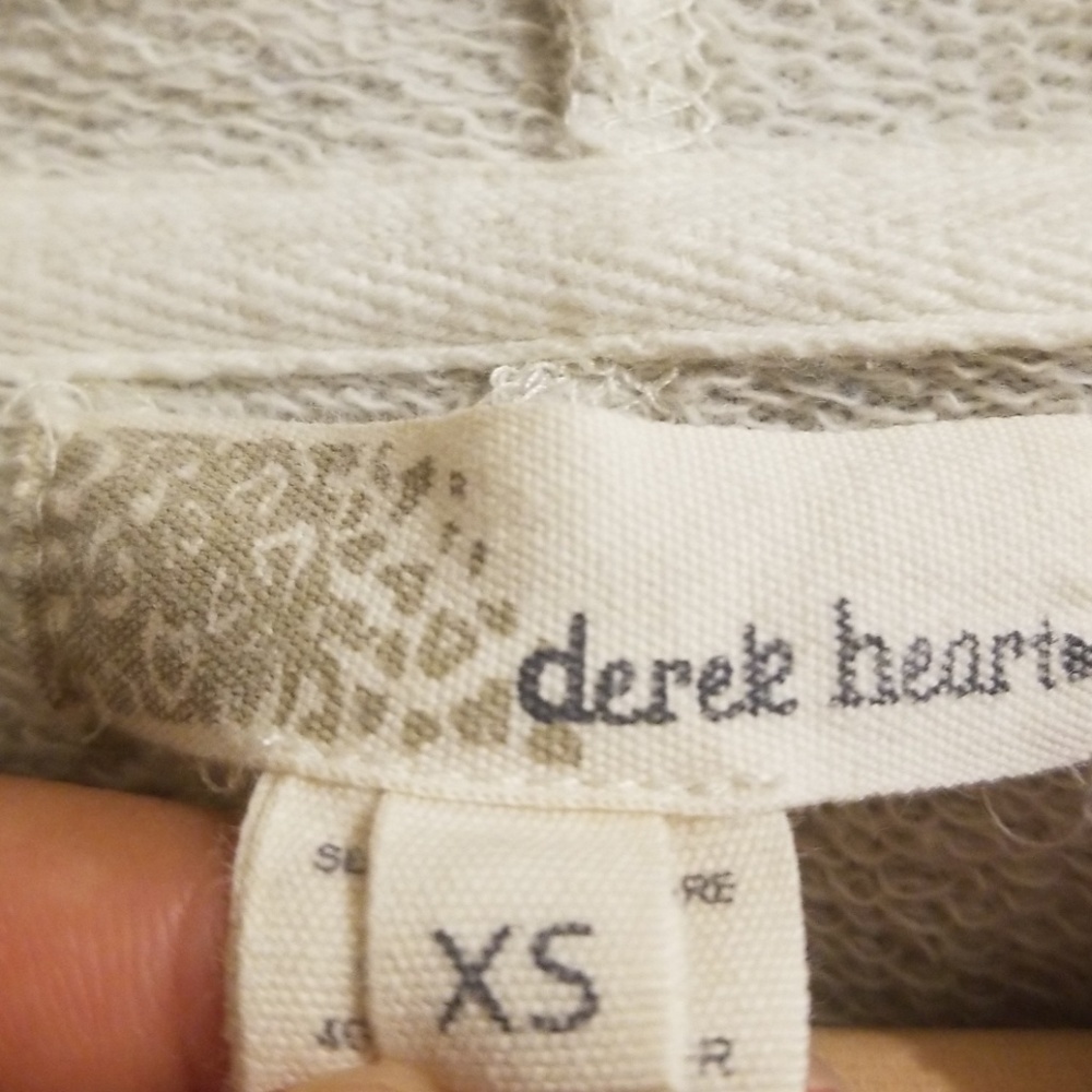 Sweater - Picture 2 of 3